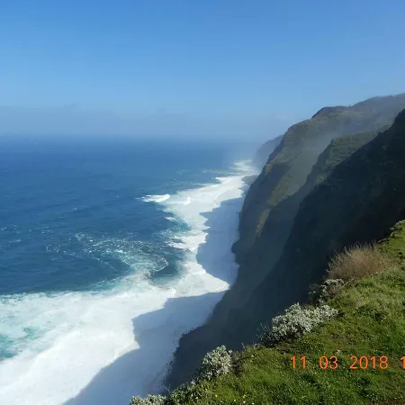 Jasmine Guest Δωμάτια σε οικογενειακή κατοικία Ponta do Pargo