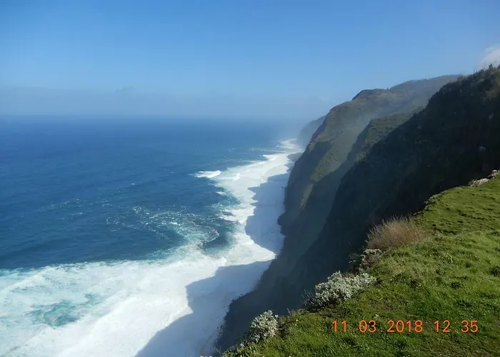 Jasmine Guest Δωμάτια σε οικογενειακή κατοικία Ponta do Pargo